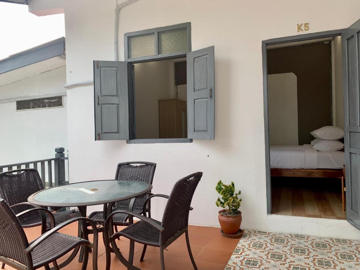 La Nuit De Laos Bed & Breakfast Luang Prabang Bagian luar foto